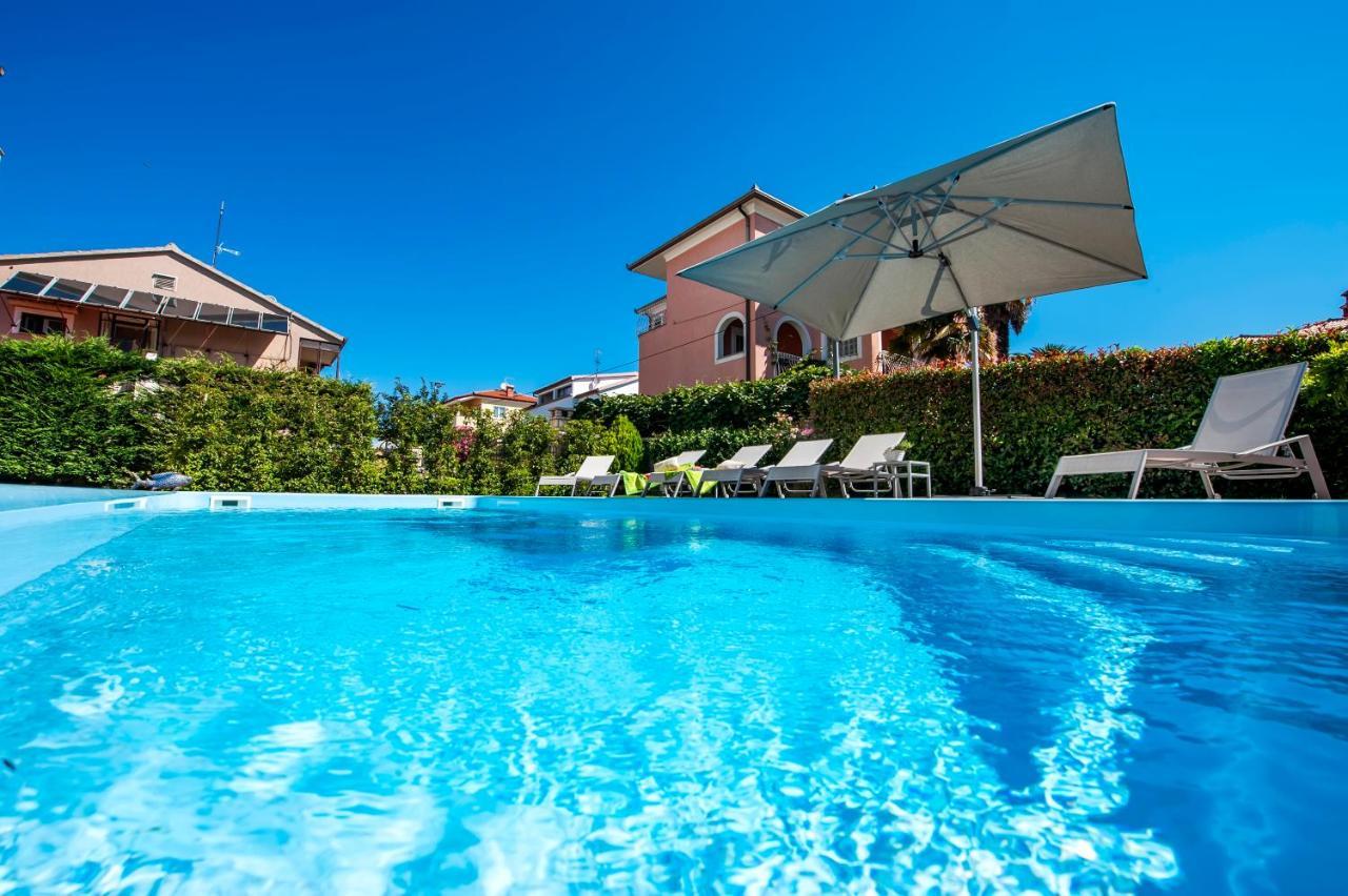 Villa Francesco โรวีน ภายนอก รูปภาพ