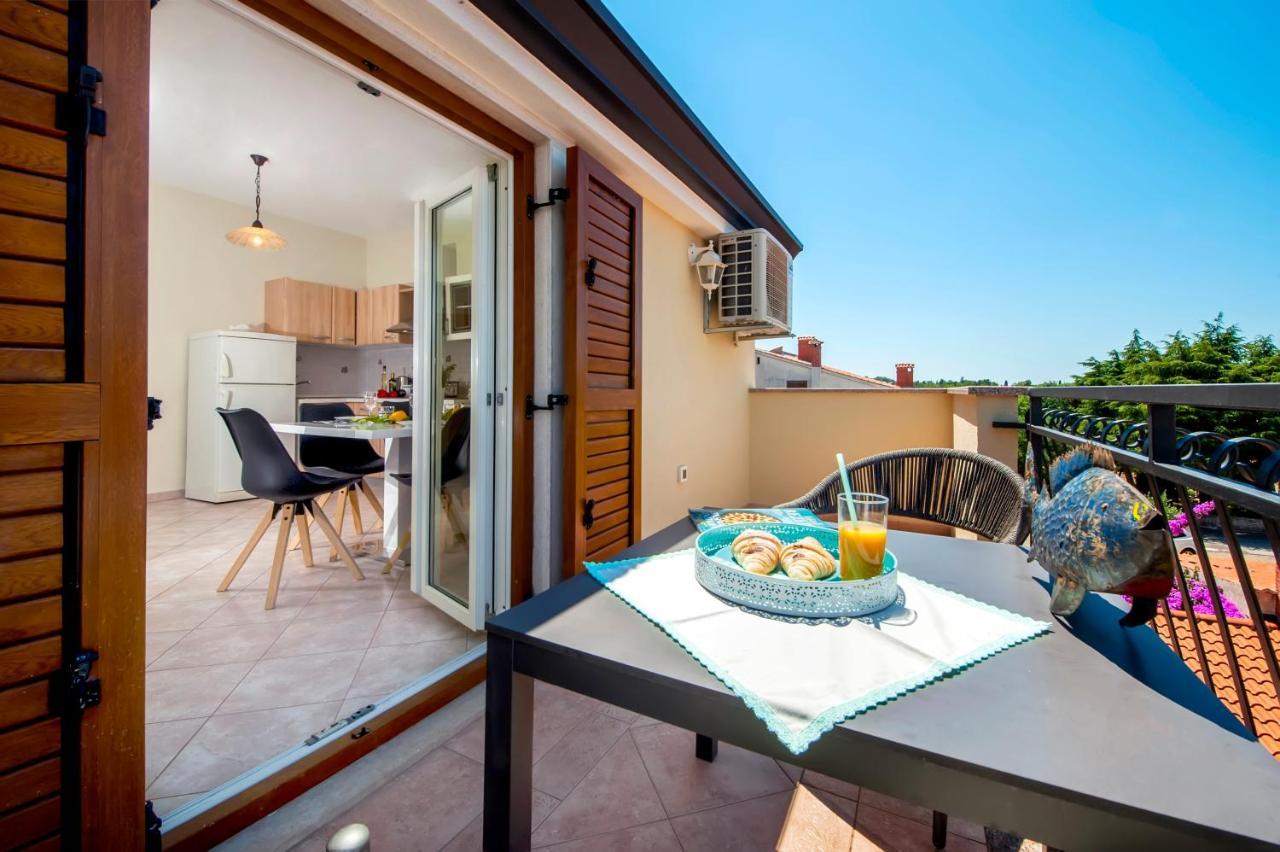 Villa Francesco โรวีน ภายนอก รูปภาพ