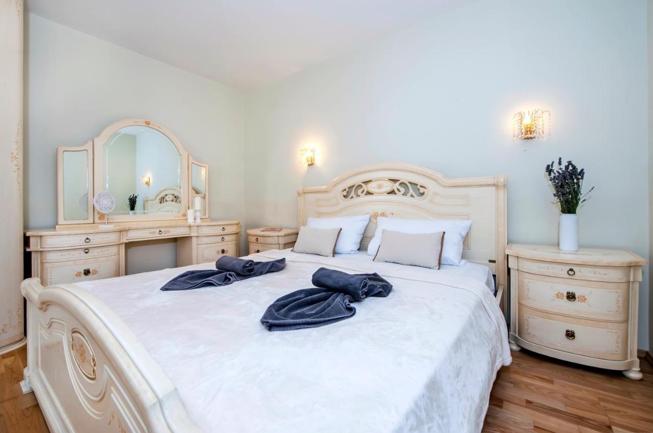 Villa Francesco โรวีน ภายนอก รูปภาพ