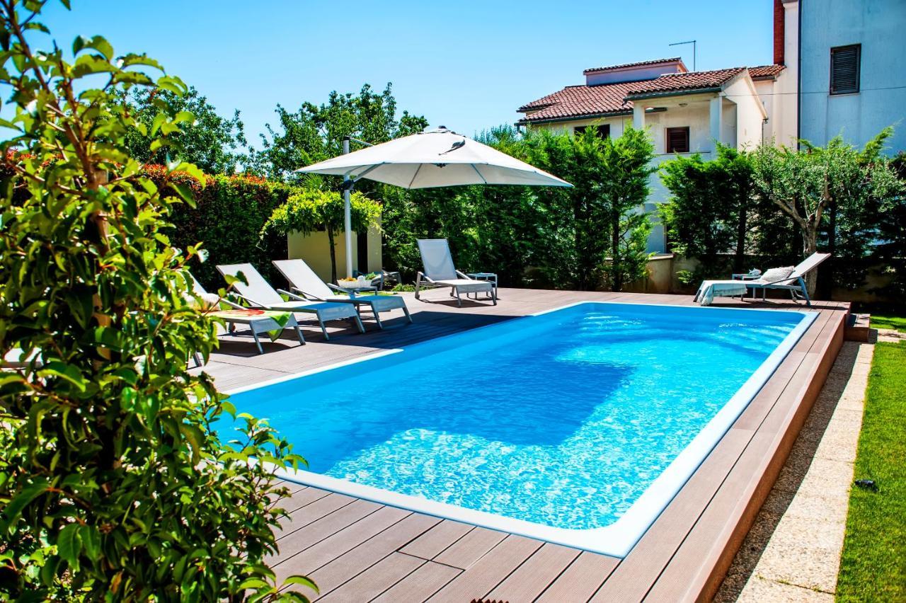 Villa Francesco โรวีน ภายนอก รูปภาพ